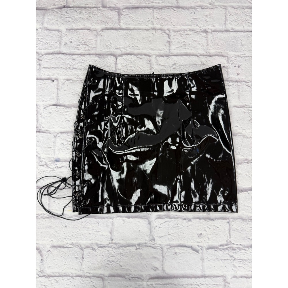 Danielle Guizio Devoiler Black Vinyl Patent Mini Skirt Lace Up Side Sexy Sz M - Picture 10 of 11